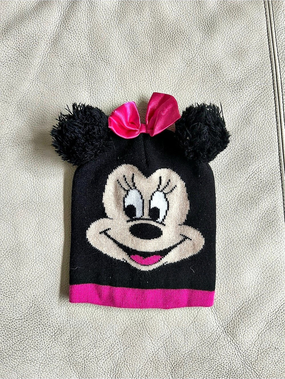 Disney Minnie Mouse Pom Beanie Hat Black & Pink